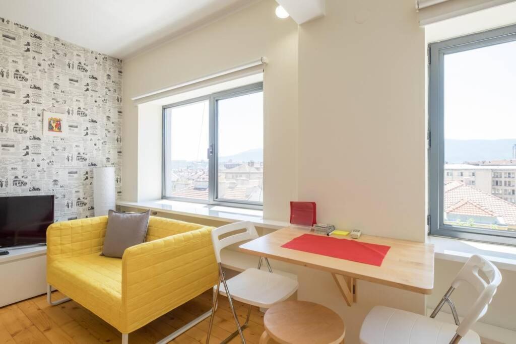 Home Is Where The Heart Is ~ 1-Bdr Central Charm Sofía Exterior foto